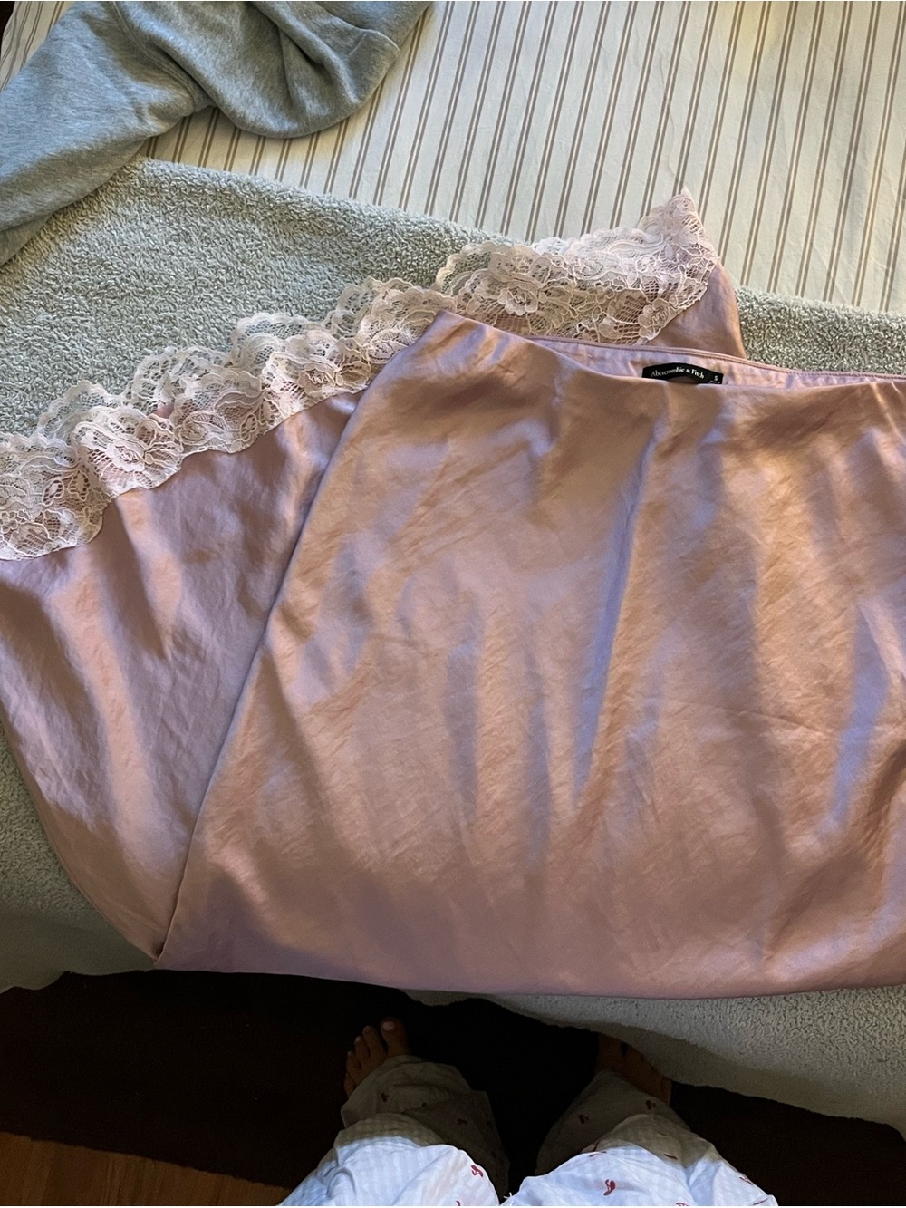 Abercrombie & Fitch Pale Blush Satin skirt with Lace